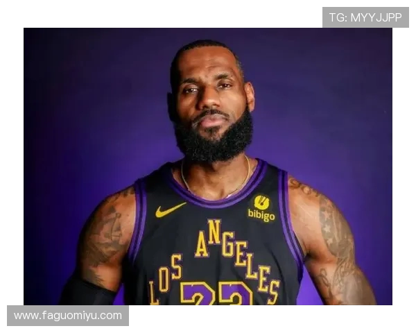 洛杉矶湖人新赛季全力冲击总冠军詹姆斯领军再塑紫金辉煌